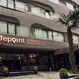 Life Point Otel